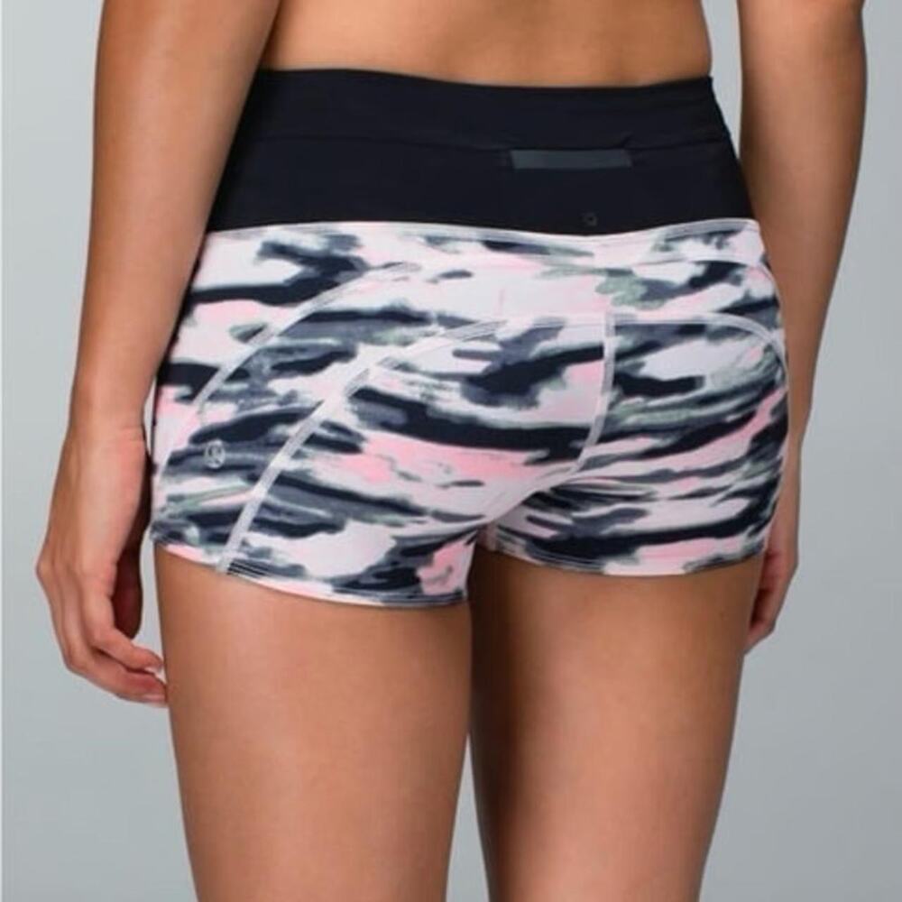 Lululemon Water Bound Reversible Short